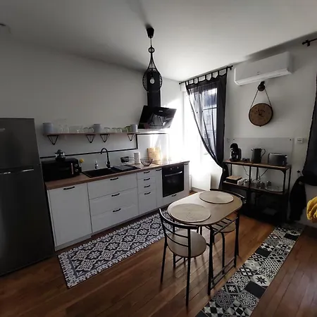 Ferienwohnung Les Minimes Issoudun Exterior foto
